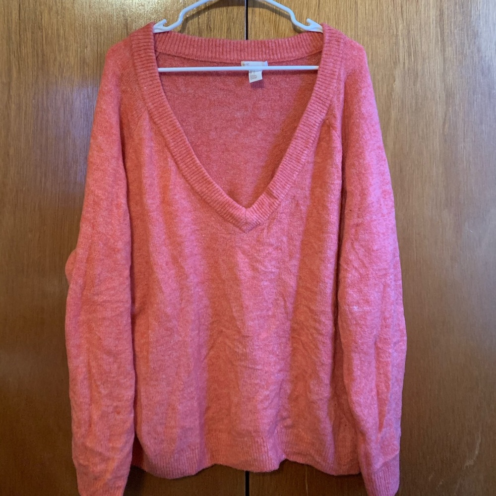 HM vneck sweater